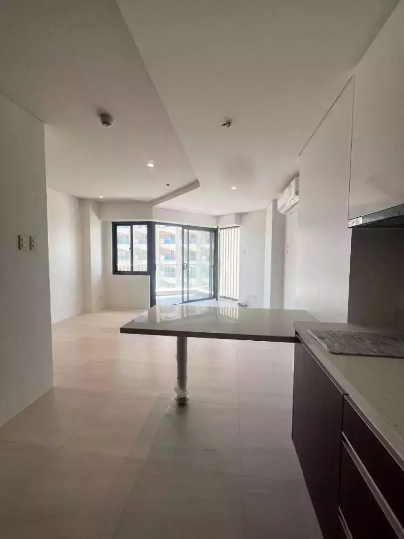 For Sale: Studio Unit at Tambuli, Mactan – Great Pools and Beach Access