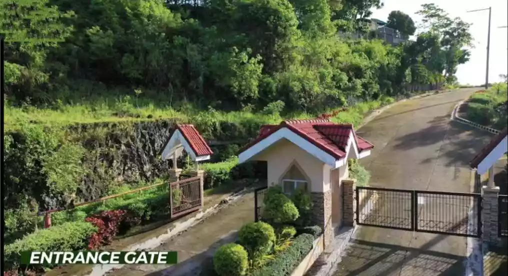 Affordable Corner Lot  for sale at Crown Height, Compostela Cebu — Residential Lot in Compostela, Cebu, Philippines — Photo 3