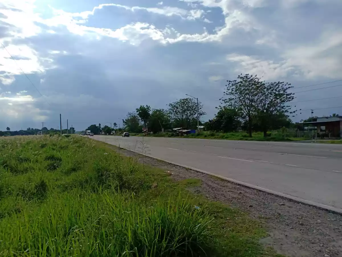420sqm Commercial Lot Along Diversion Road GenSan — Commercial Lot in South Cotabato, Philippines — Photo 3