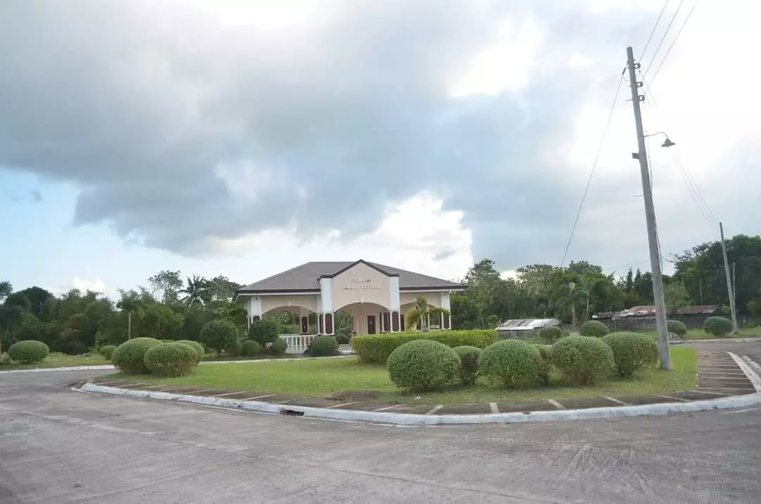 LOT FOR SALE in Capitol Plains, San Agustin, Pili Camarines Sur (Negotiable if a CASH Basis) - photo 4
