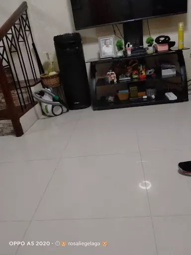 Open photo 11 of 16 — RUSH HOUSE FOR SALE WITH ATS???
PALM HEIGHTS SUBD.

77 sq.meter
81 floor area
3 bedrooms
3 Toilet and bath
2 cars park

2M downp?yment
Then balance 2yrs to pay with PDC