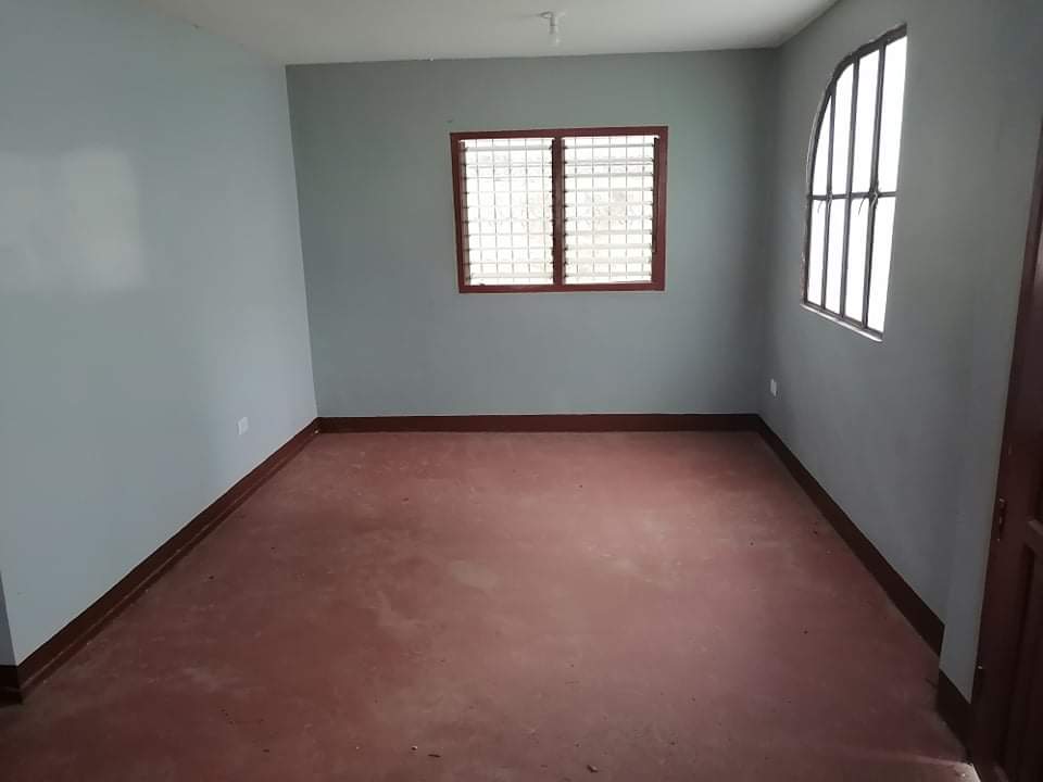 House for rent scions subdivision bare unit - photo 5