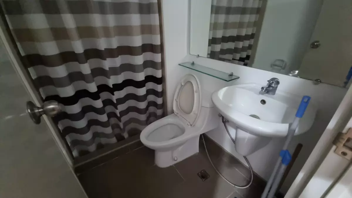 Centrio Tower Condominium Fully Furnished Studio Type For Rent - photo 5