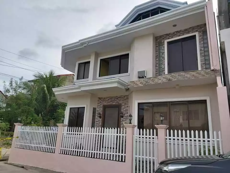 TITLED HOUSE & LOT — House and Lot in Danao City, Cebu, Philippines — Photo 6