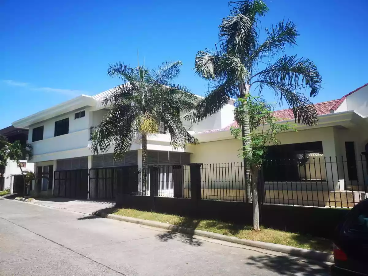 White Sand House and Lot for sale — House and Lot in M.L. Quezon National Highway, Maribago, Lapu-Lapu City — Photo 6