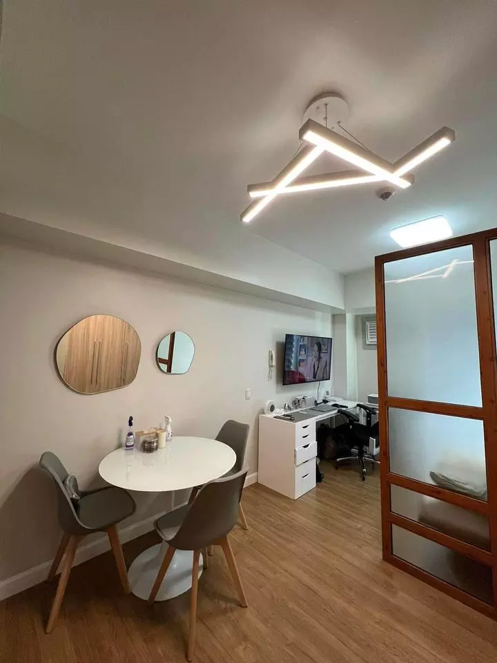 Solinea Tower 3 (Lazuli) — Studio in Cebu City, Philippines — Photo 5