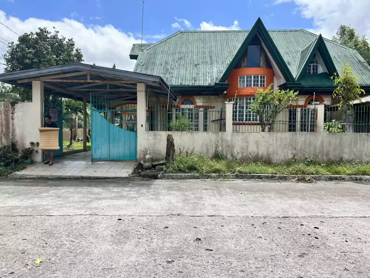 house & lot Carmela Valley Executive Village — House and Lot in Talisay City, Negros Occidental, Philippines — Photo 2