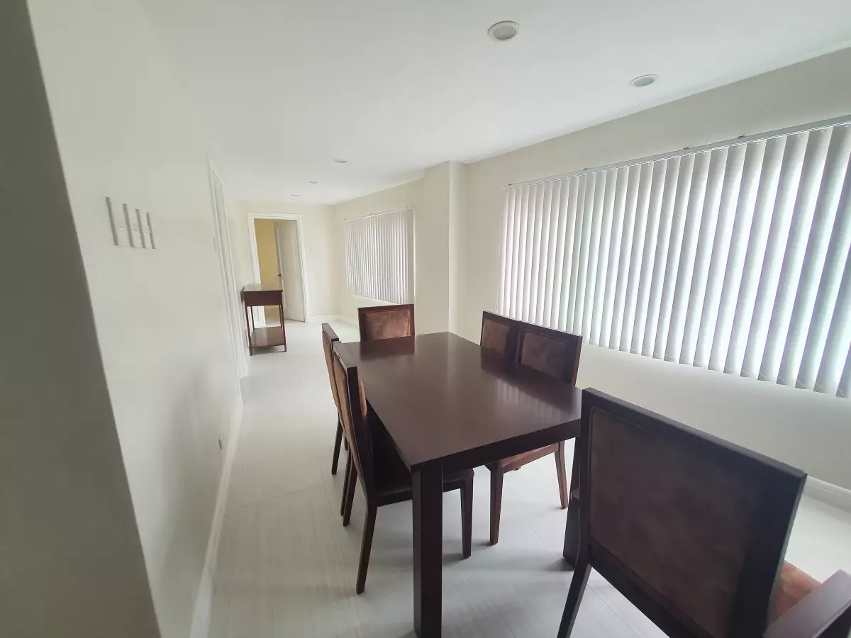 Open photo 17 of 19 — Overlooking 4- Storey House and Lot in Jardin de Busay for Sale