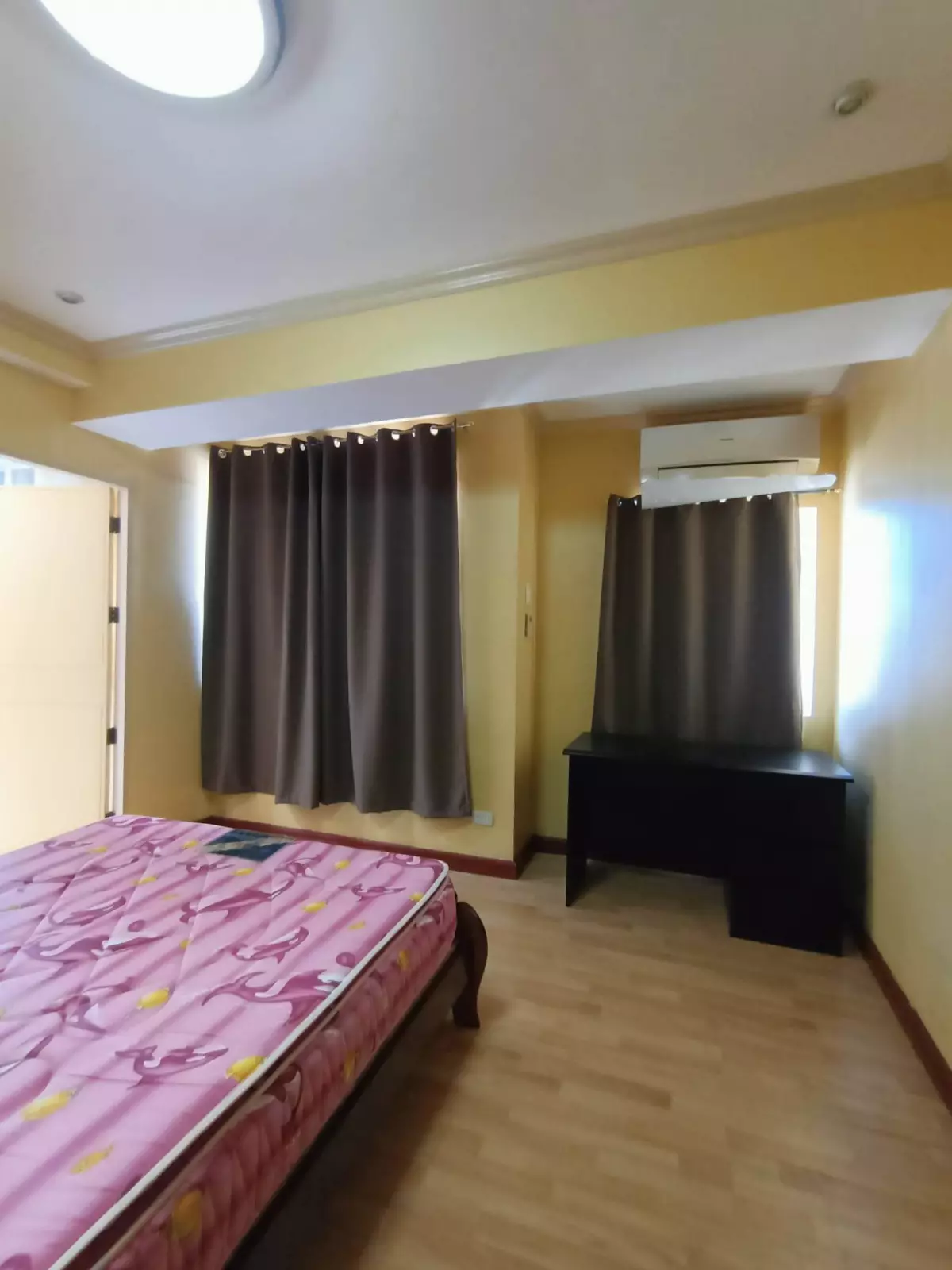 Open photo 12 of 16 — Rush Sale! 2 Bedroom Semi-Furnished Condo Unit in Cebu City!