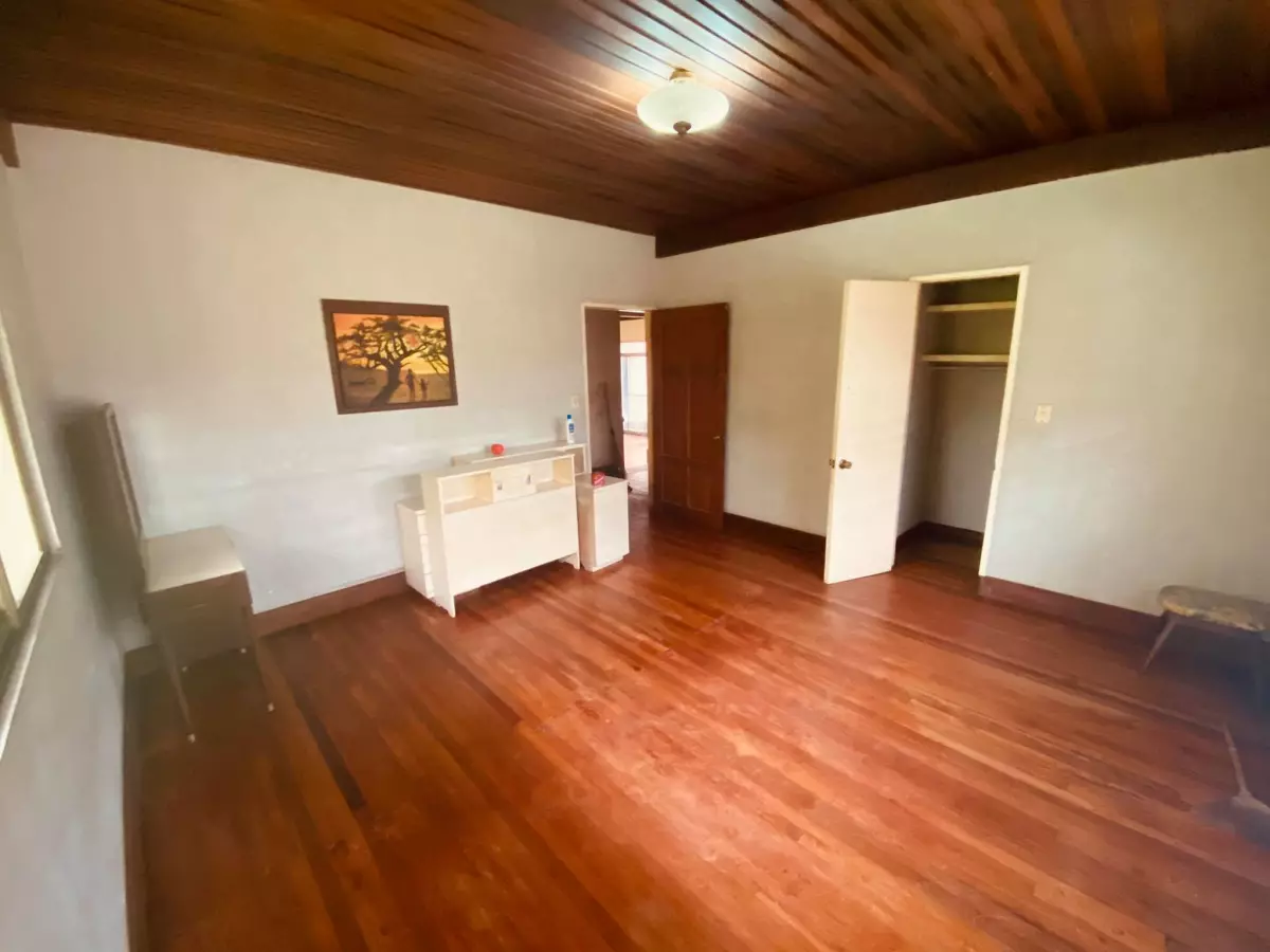 House and Lot for Sale in Poblacion, Toledo
