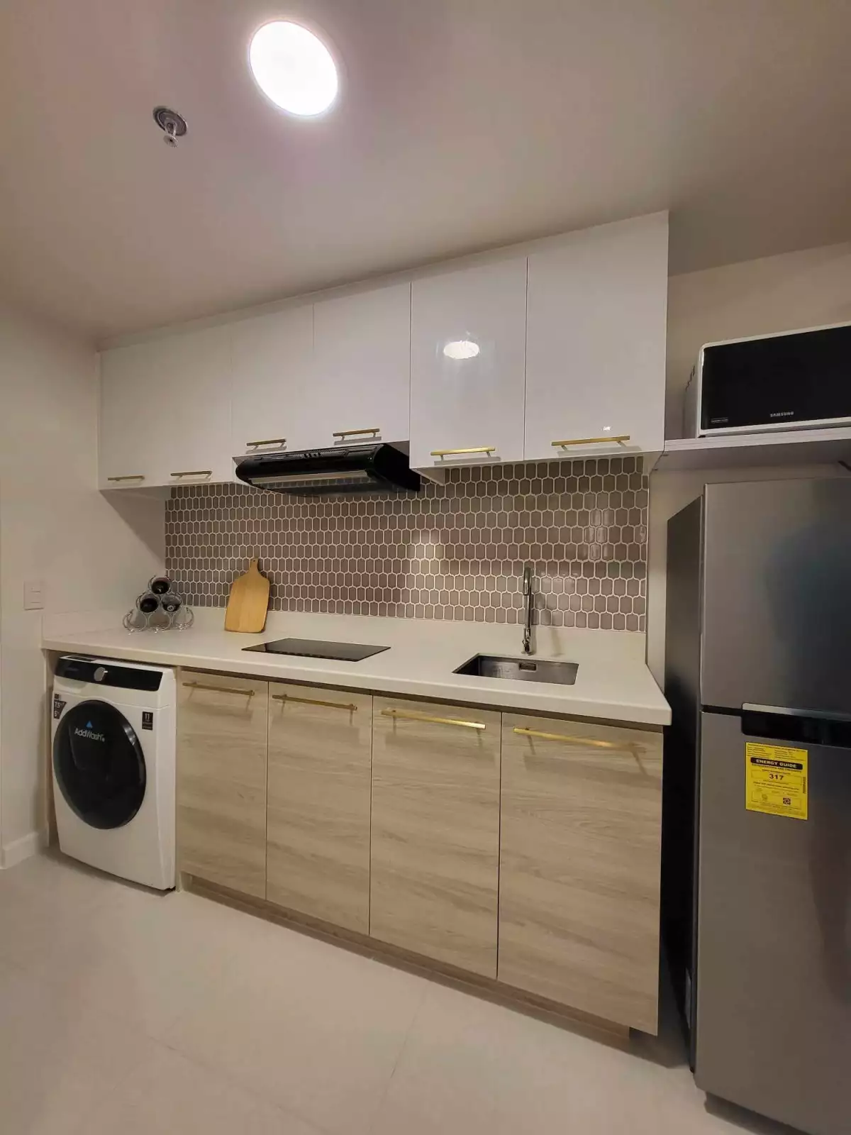 Mandani bay — Studio in F.E. Zuellig Avenue, Mandaue City, Philippines — Photo 5