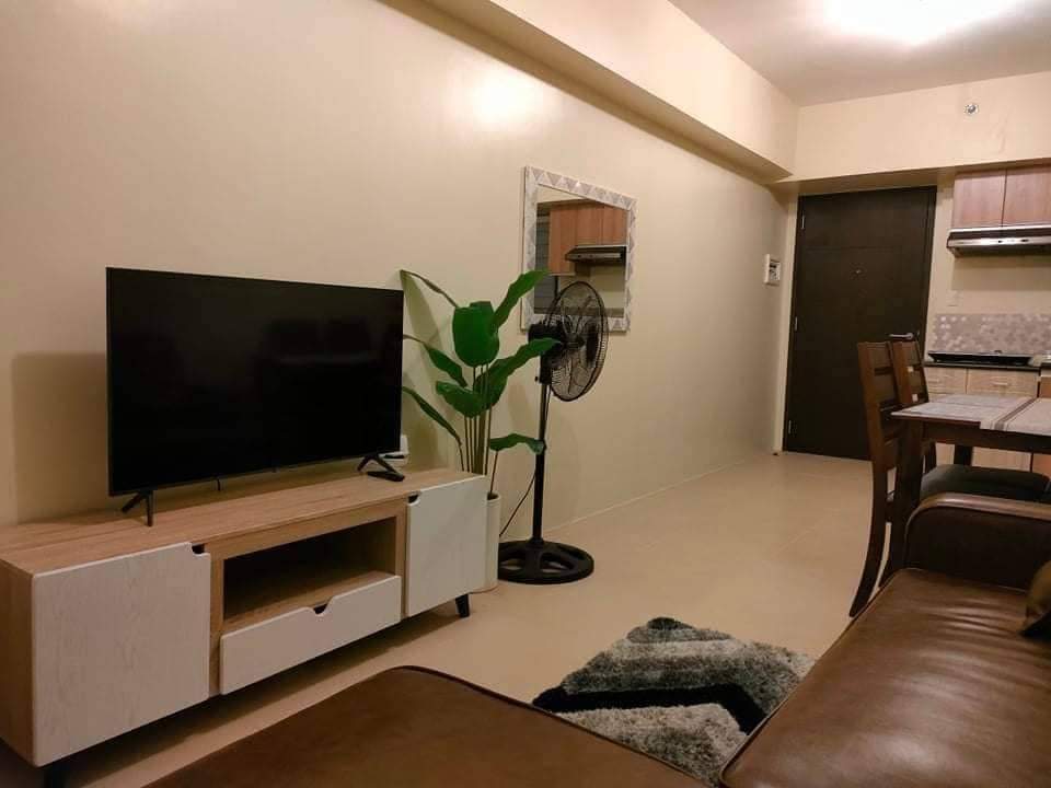 Open photo 11 of 13 — Furnished 1Br corner Unit on 28th Floor