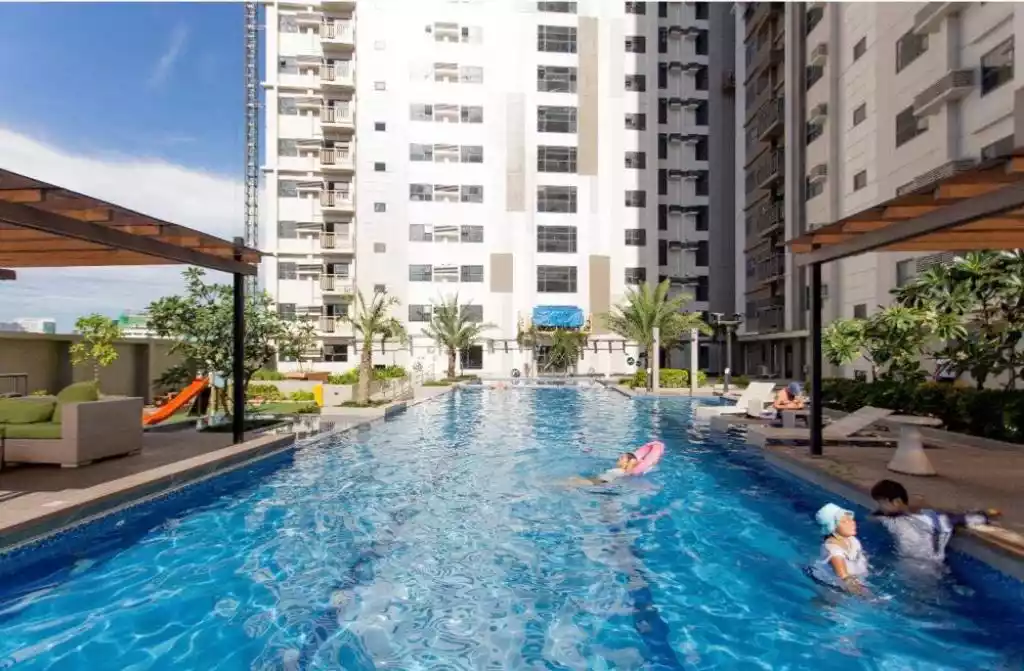 Condominium Studio Unit — Studio in Cogon Ramos, Cebu City, Cebu — Photo 2
