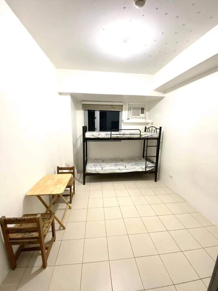 STUDIO UNIT FOR SALE -THE GRAND TOWERS MANILA — Studio in Ocampo Street, Malate, Manila — Photo 2