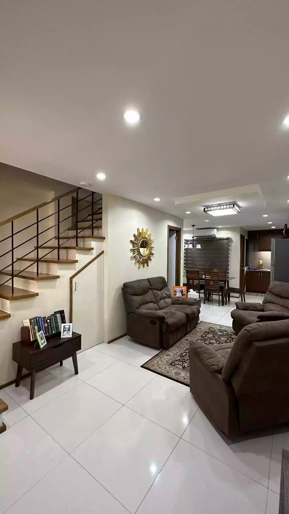 FULLY-FURNISHED & SPACIOUS TOWNHOUSE IN PUNTA PRINCESA, CEBU CITY — Townhouse in Cebu City, Cebu, Philippines — Photo 6