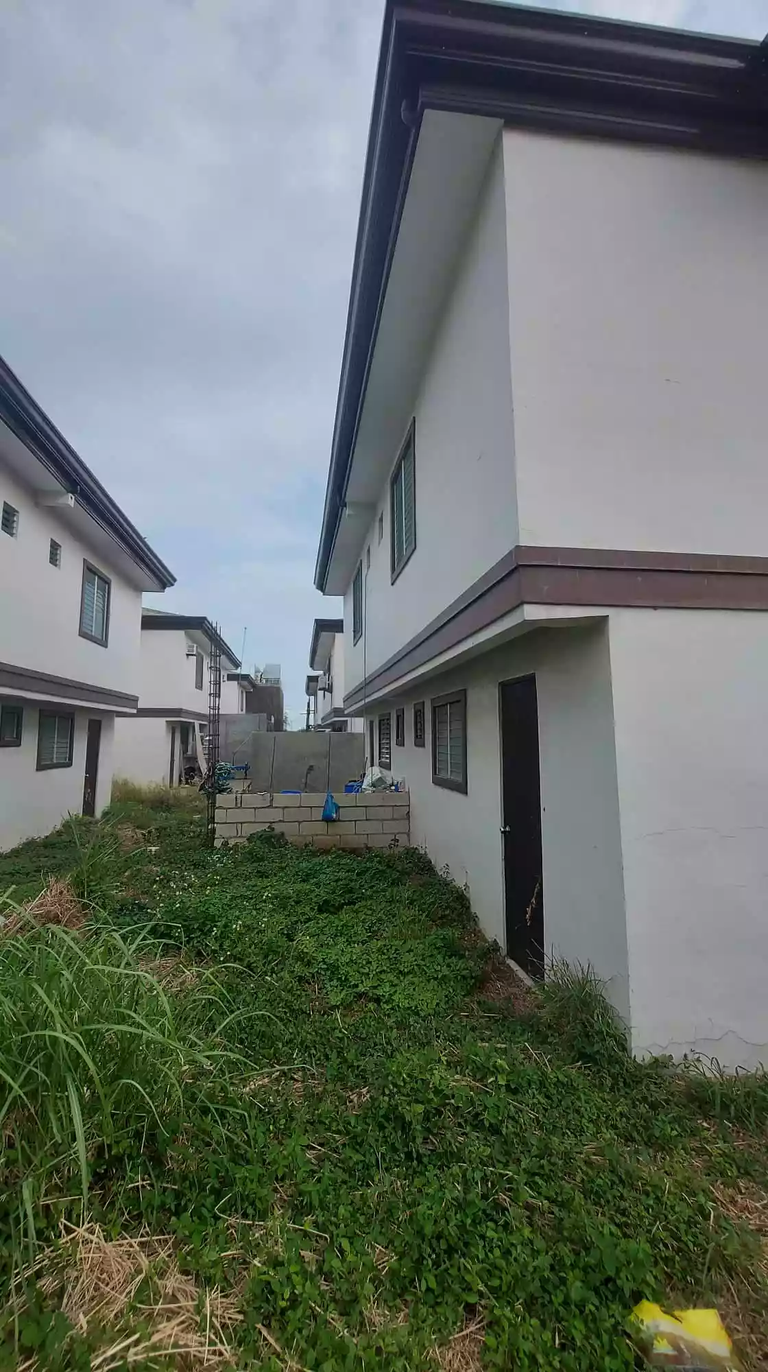 For Assumed RFO Duplex Unit in Park Place Babag 2 - photo 6