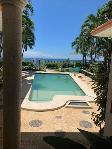 BEACH HOUSE FOR SALE - photo 2