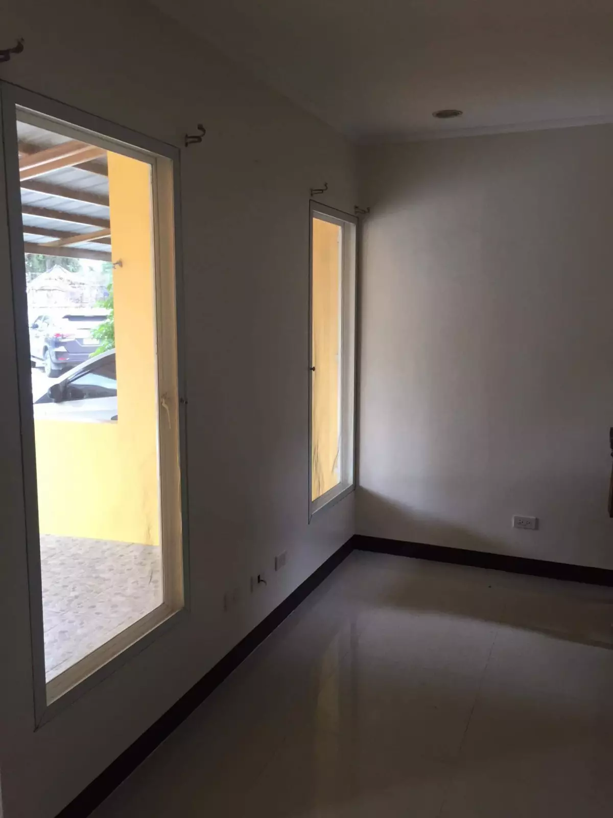 FOR SALE NEWLY RENOVATED 2 STOREY DUPLEX! — House and Lot in Talisay, Cebu, Philippines — Photo 3