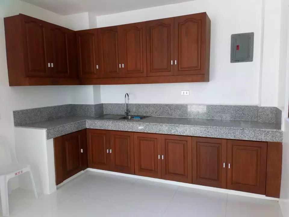 House and Lot - photo 4