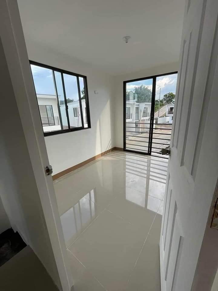Brand New House for Assume! Ready for Occupancy! - photo 3