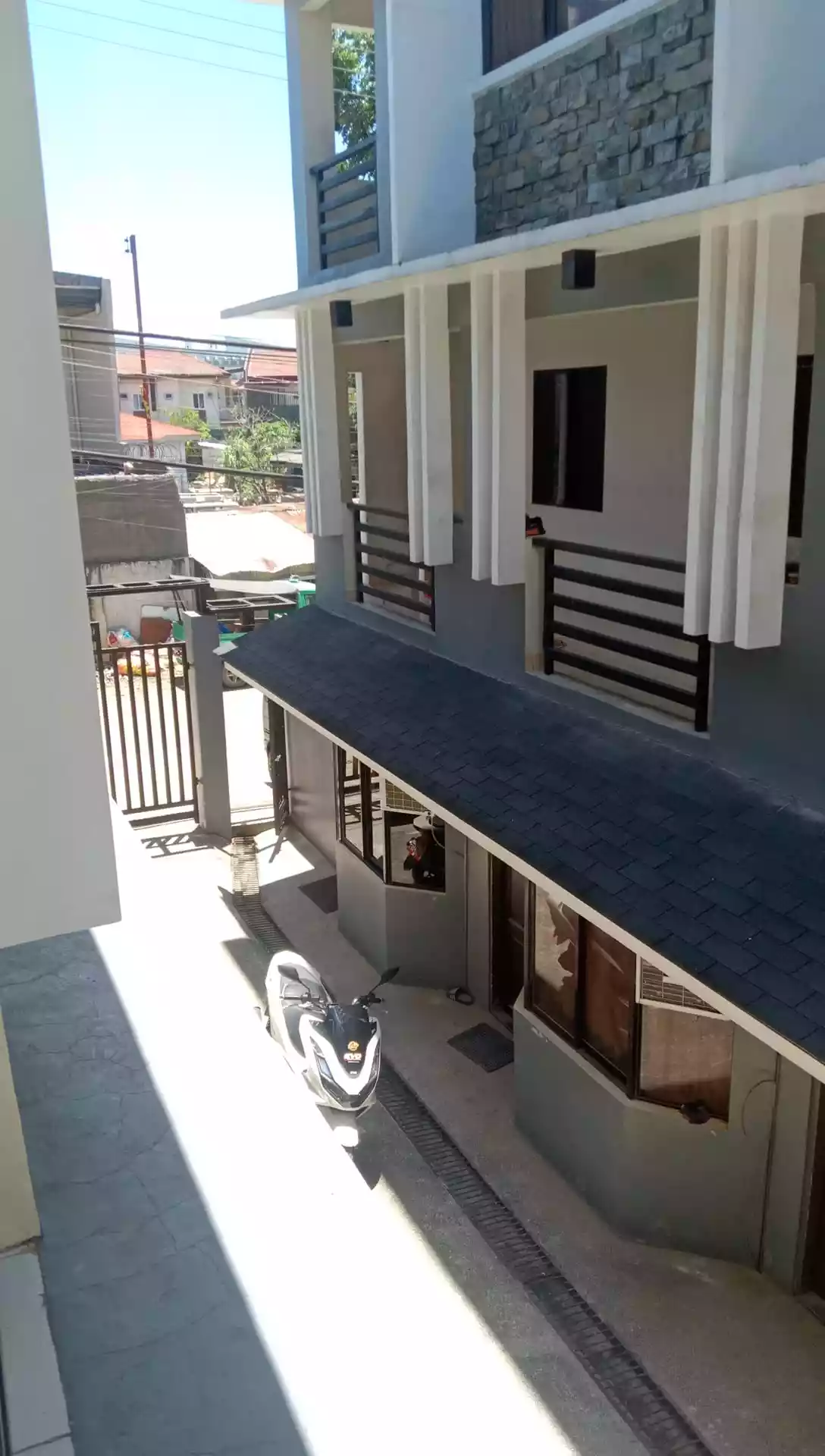 Lapulapu Commercial & Modern Residential Bldg. for Sale - photo 4
