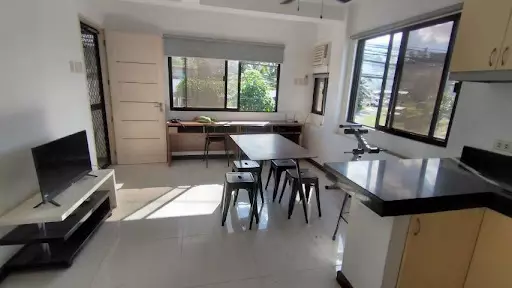 Open photo 26 of 45 — 3 Storey Building  along main road in Talamban, Cebu City
