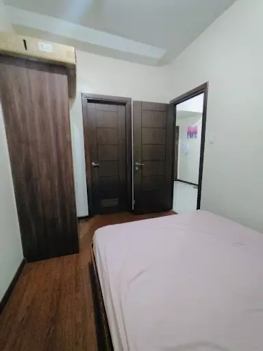 1BR condo unit along the road — 1 Bedroom in Gorordo Avenue, Cebu City, Cebu — Photo 4