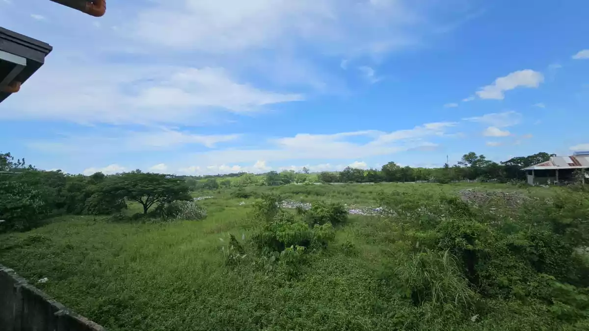 Open photo 14 of 14 — A GOOD DEAL LOT BESIDE CASA RUFINA SOUTH IS FOR SALE!!!