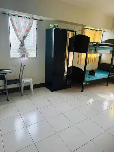 Studio Corner Unit at La Guardia Flats