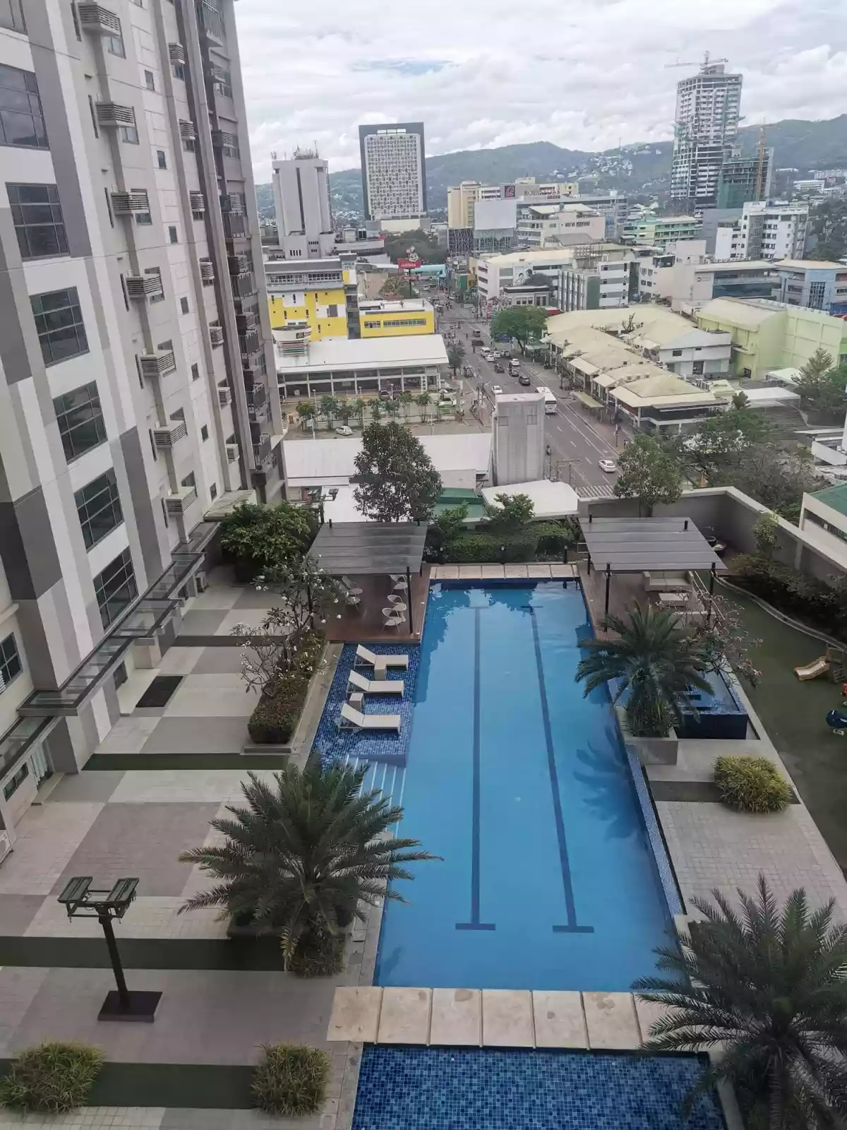 SEMI-FURNISHED STUDIO UNIT IN HORIZONS 101 TOWER 2 IS OPEN FOR RENT!!! — Studio in Cogon Ramos, Cebu City, Cebu — Photo 4