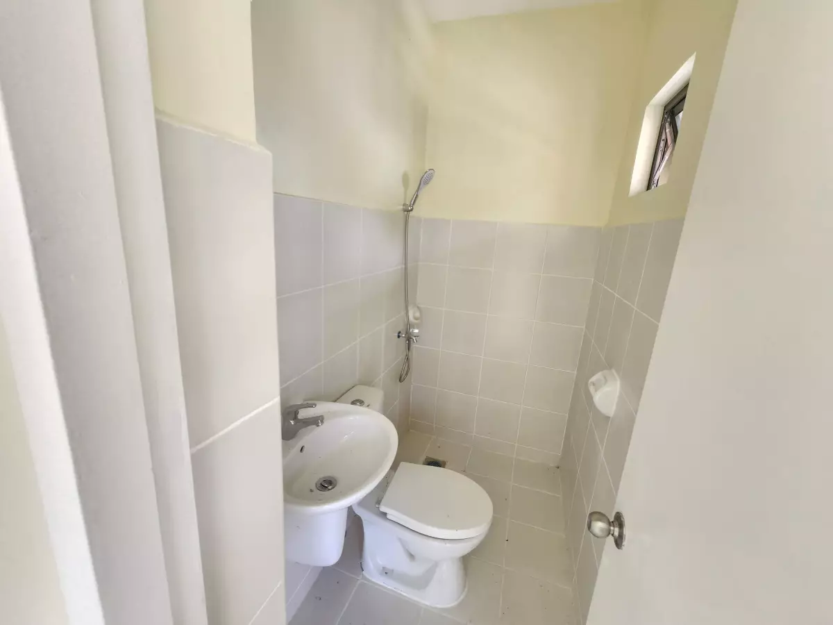 Open photo 12 of 13 — Affordable 4 Bedroom House and lot in Consolacion Cebu