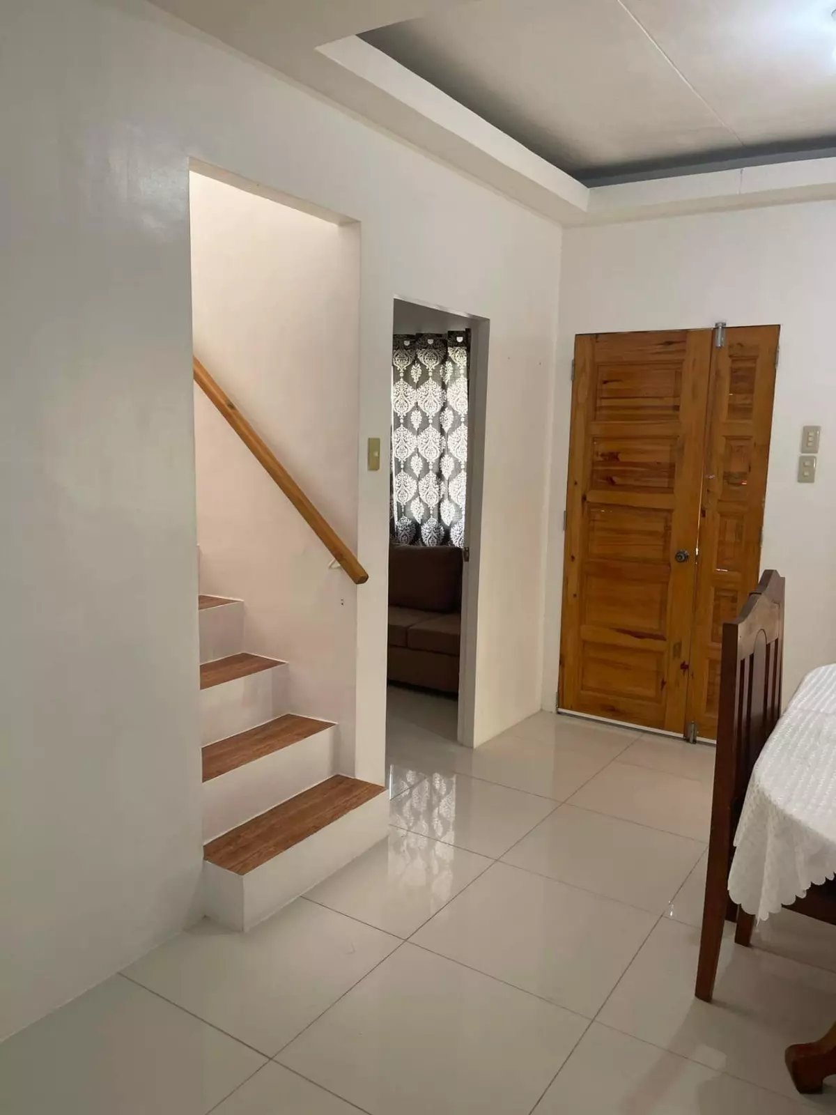 Adelaida Park Residences uptown for rent