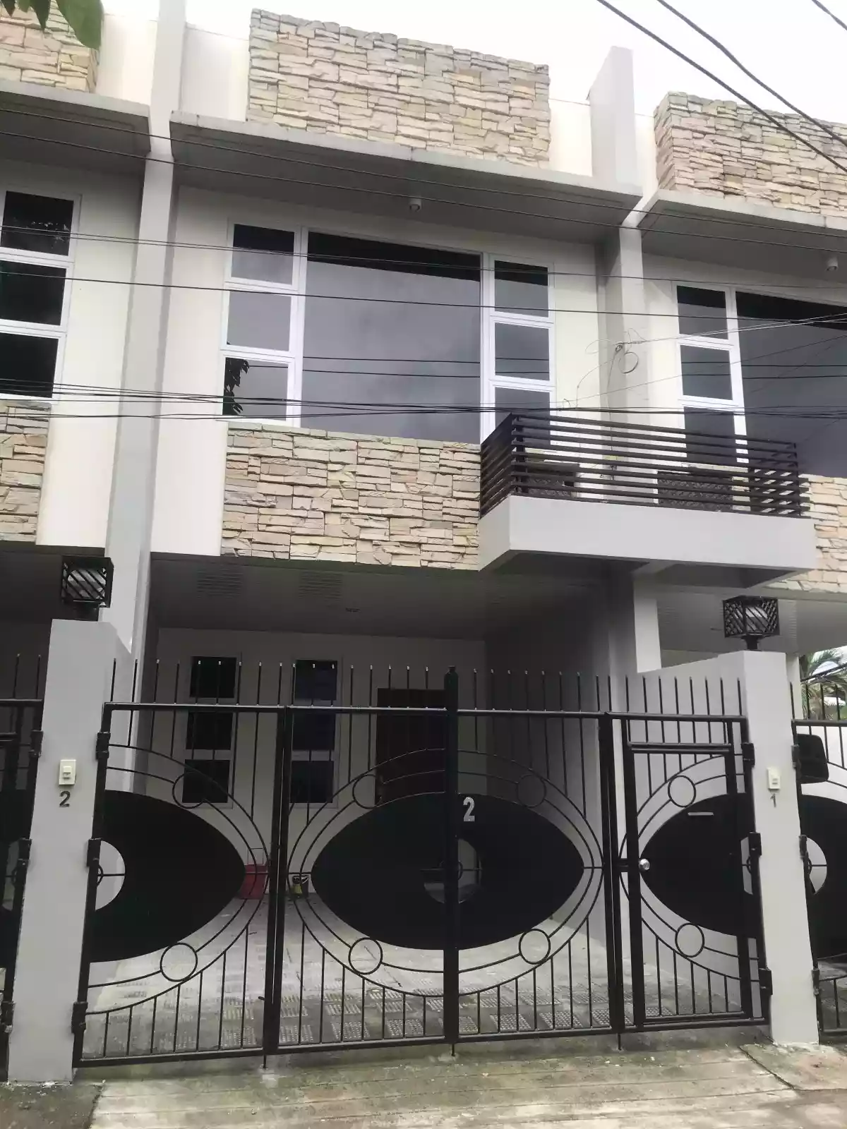 Open photo 13 of 13 — 4 Bedrooms Townhouse for Rent