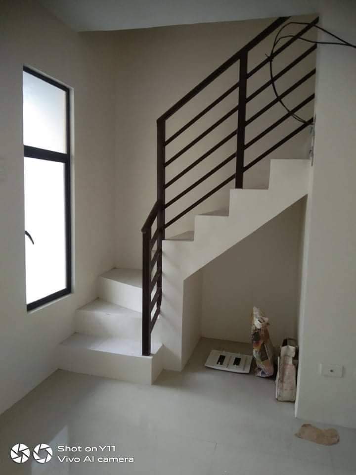 For Assume Townhouse B MID Unit in Casamira LInao Minglanilla Cebu - photo 4