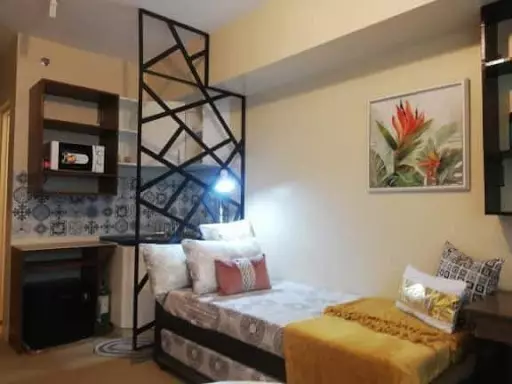 Studio unit — Studio in Donato Pison Avenue, Mandurriao, Iloilo City — Photo 5