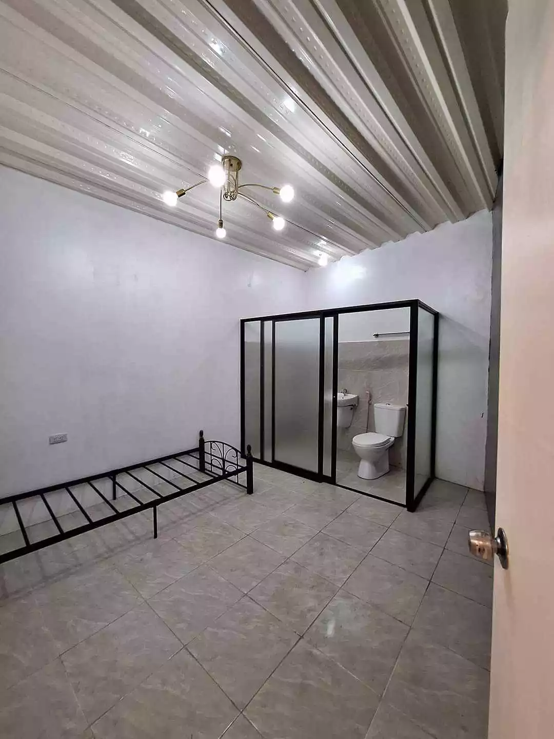 APARTMENT FOR RENT - photo 5