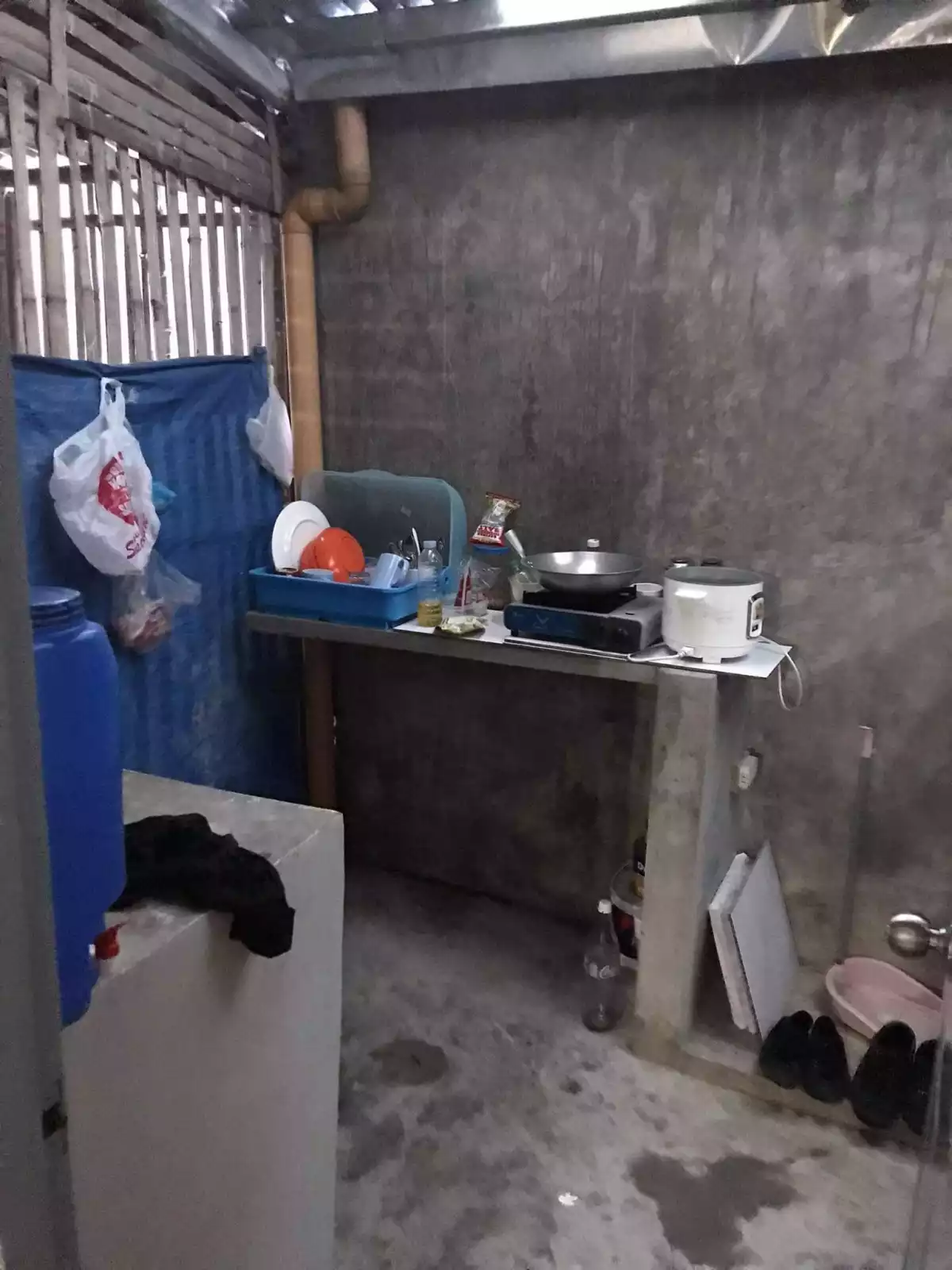 House&lot for assume — House and Lot in Angela Avenue, San Miguel, Iloilo — Photo 4
