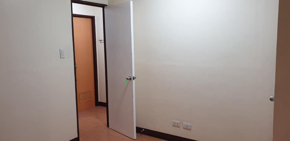 APARTMENT FOR RENT IN TALAMBAN - photo 7