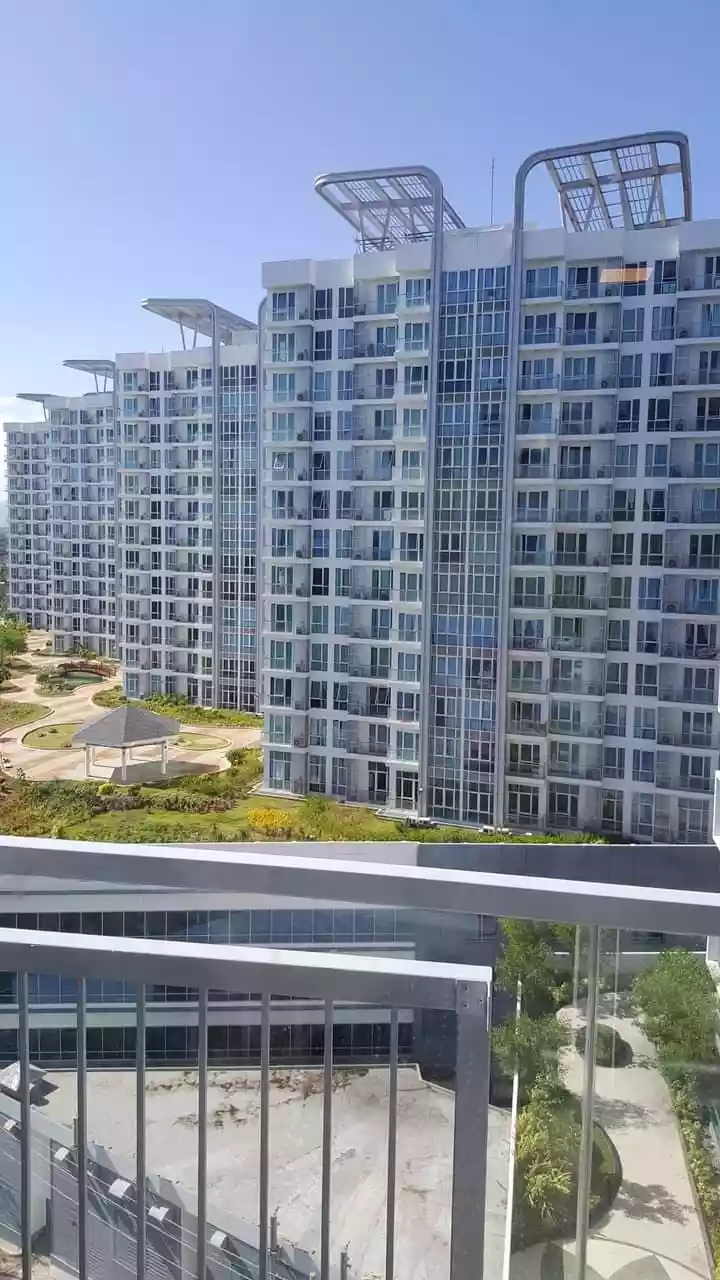 MACTAN NEWTOWN STUDIO @ 1 PACIFIC RESIDENCE   - photo 3