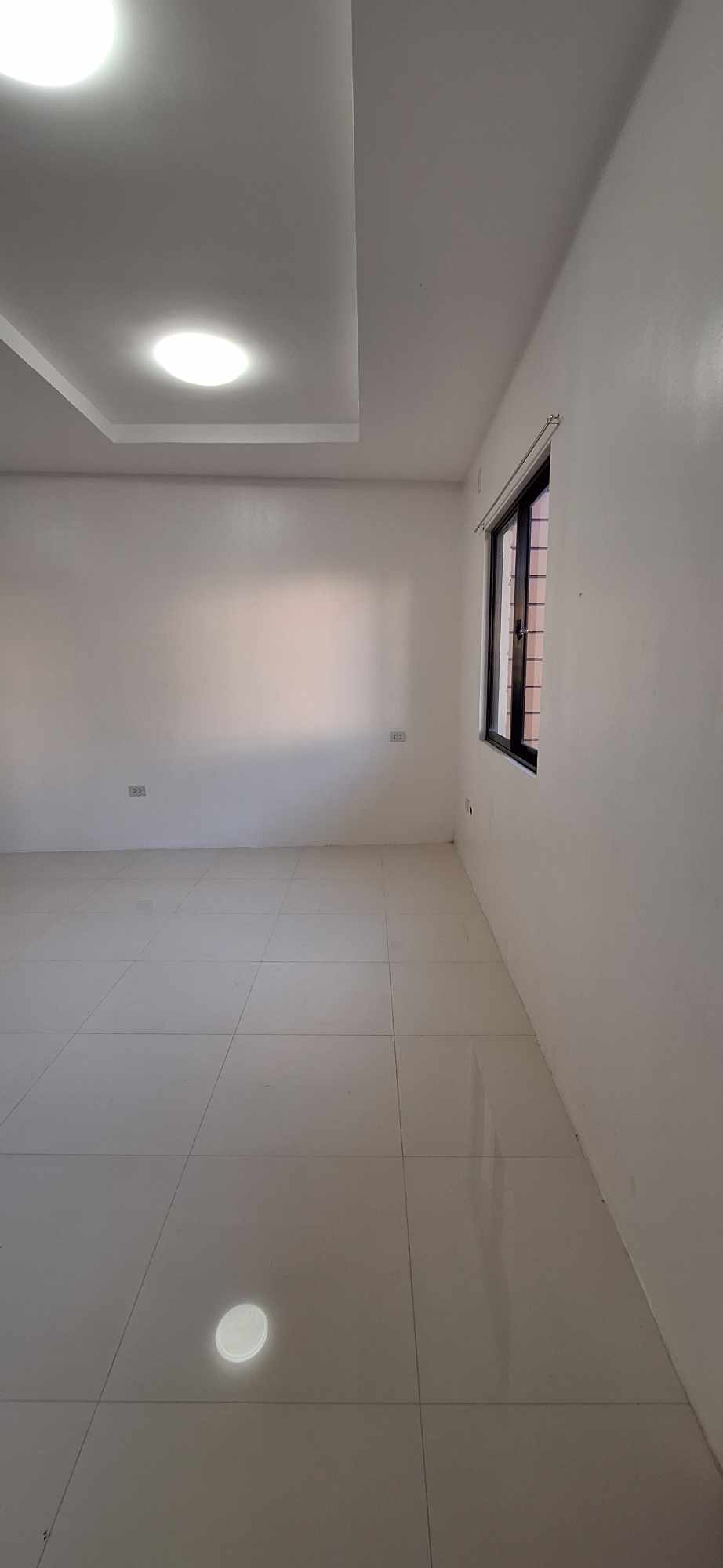 TWO-STOREY HOUSE FOR RENT - photo 6