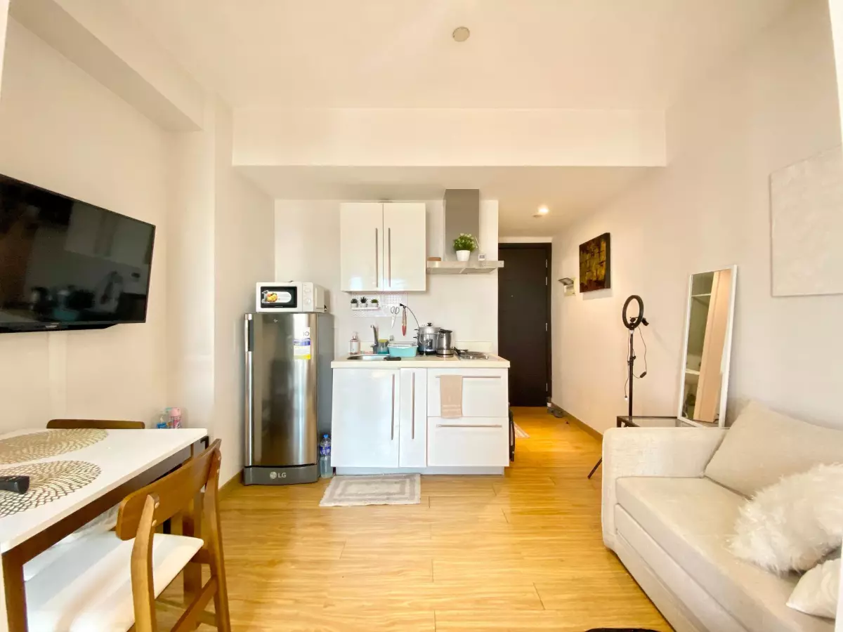MINIMALIST 1BR FURNISHED UNIT FOR RENT at Acqua Private Residences — 1 Bedroom in Matamis, Mandaluyong, Metro Manila — Photo 2