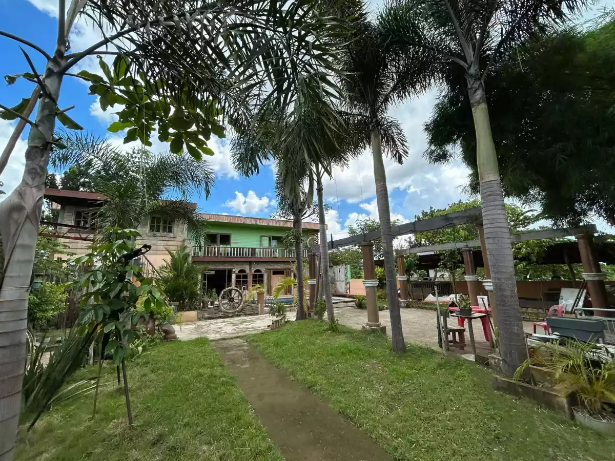 Restaurant, Event Place and Pension House — Building in Bais City, Negros Oriental, Philippines — Photo 5