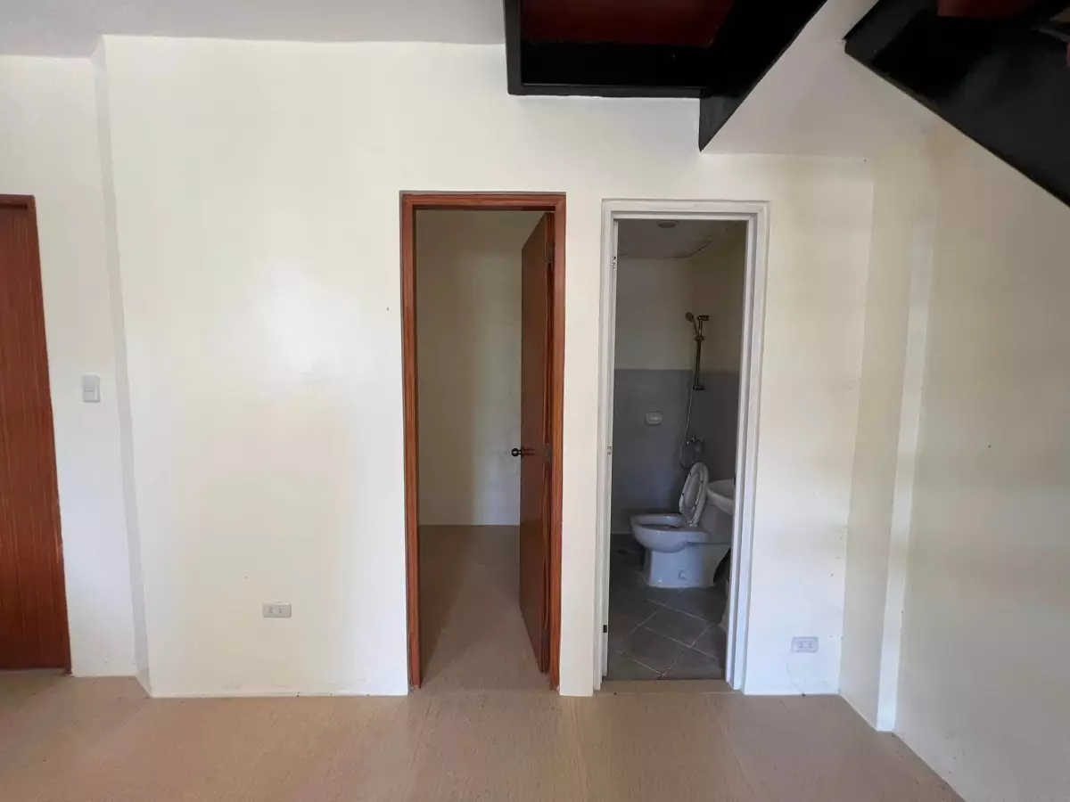 3 BEDROOM HOUSE AND LOT IN BASAK LAPU LAPU CITY — Townhouse in Lapu-lapu City, Cebu, 6015 — Photo 4