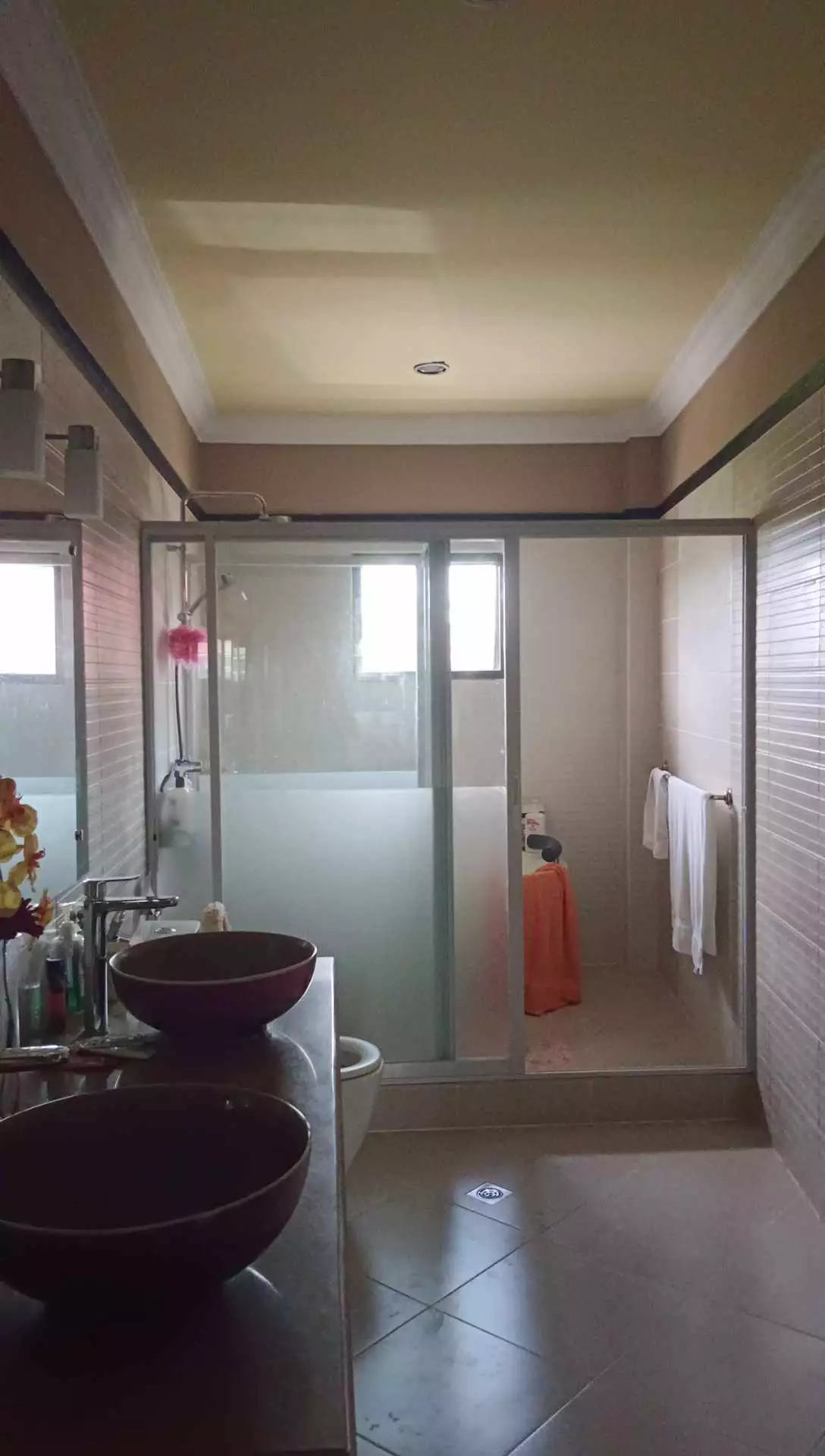 Spacious and Luxurious House in Corona del Mar, Talisay City Cebu - photo 3
