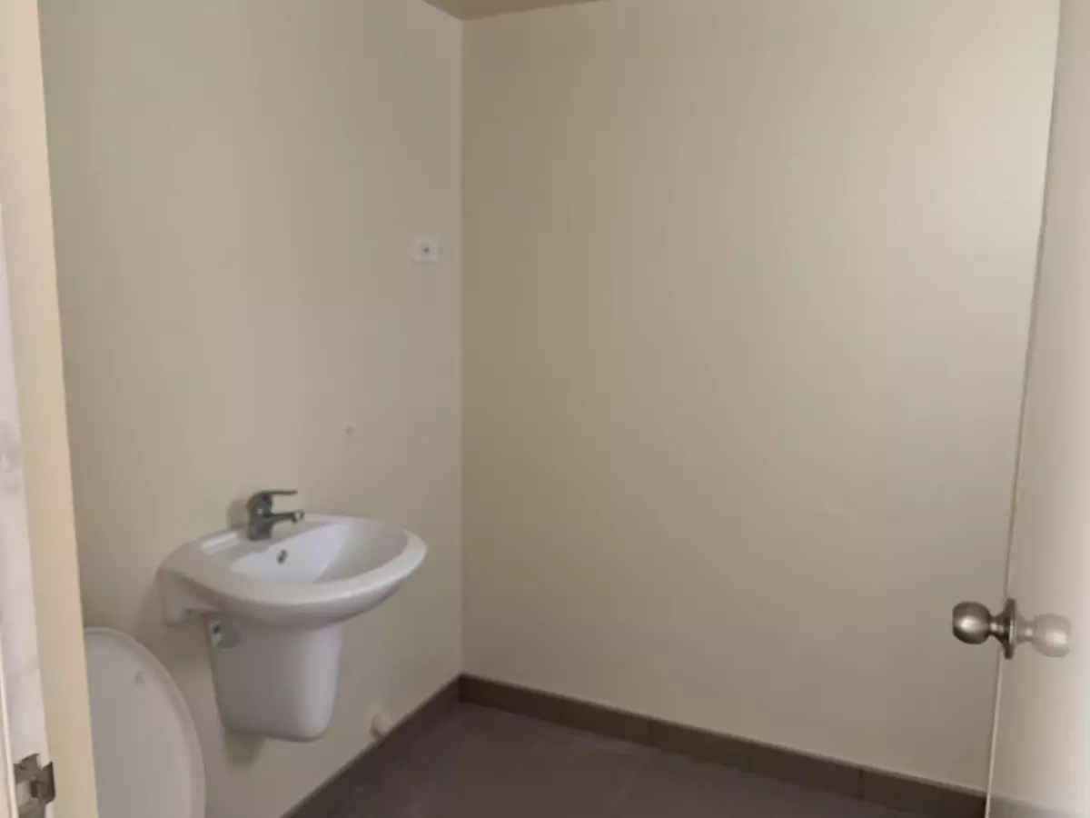 1bedroom corner unit for Assume! — 1 Bedroom in Lahug, Cebu City, Cebu — Photo 5