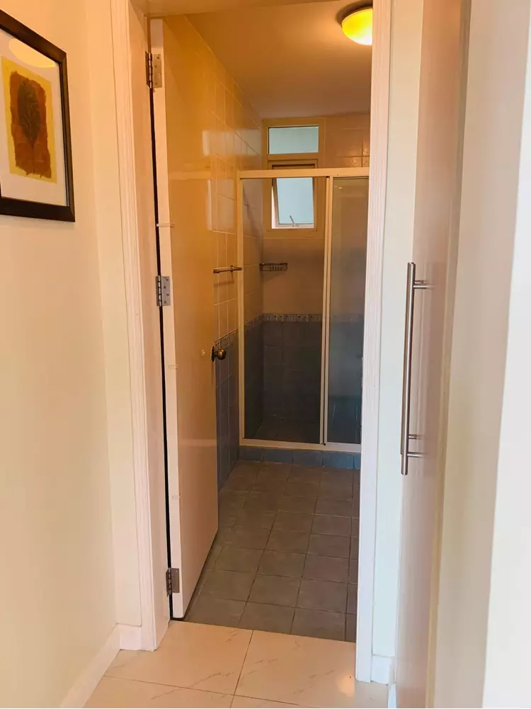 For Sale 3 Bedroom with 2 Parking City Lights Condominium — 3 Bedrooms in Apas, Cebu City, Cebu — Photo 5