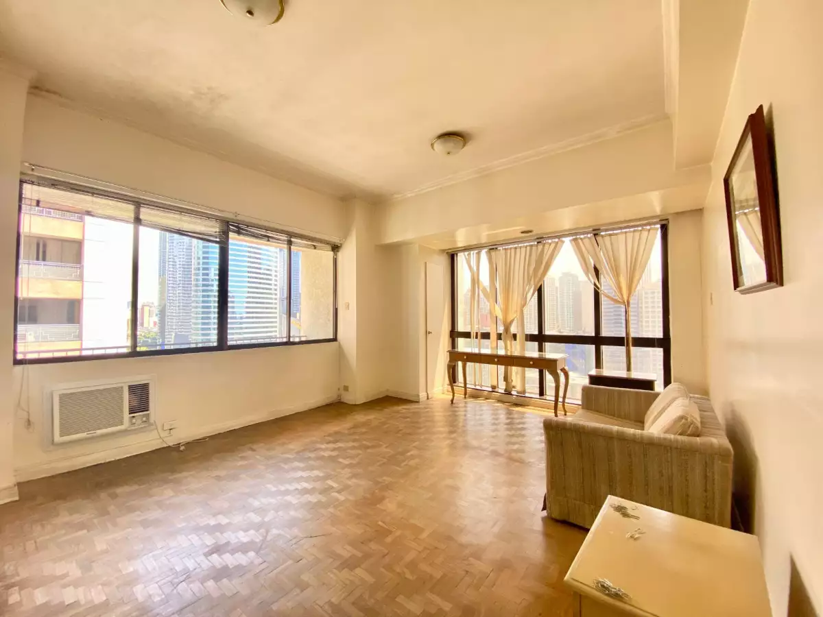 SPACIOUS 3BR CORNER UNIT FOR RENT at Skyland Plaza Tower, Makati   - photo 3