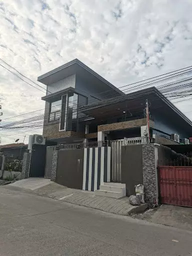 Elegant house for Sale in Labangal, General Santos City — House and Lot in General Santos City, South Cotabato, Philippines — Photo 2