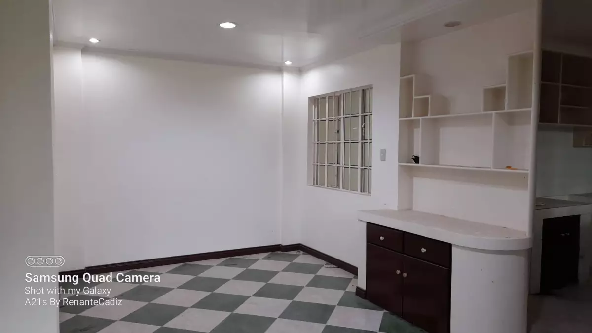 For Sale 3BR House and Lot With Store Laguerta Lahug Cebu City — House and Lot in Laguerta, Cebu City, Cebu — Photo 3