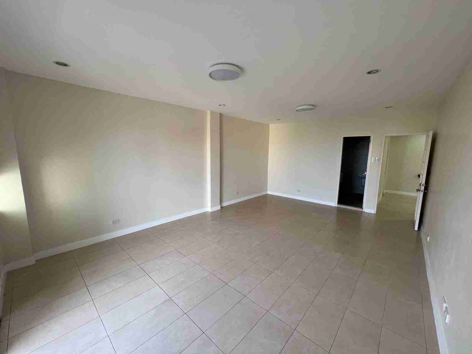 Rent to Own 4BR Single Detached House & Lot w/ Own Swimming Pool @ Newtown Estate Pardo, Cebu City  - photo 5